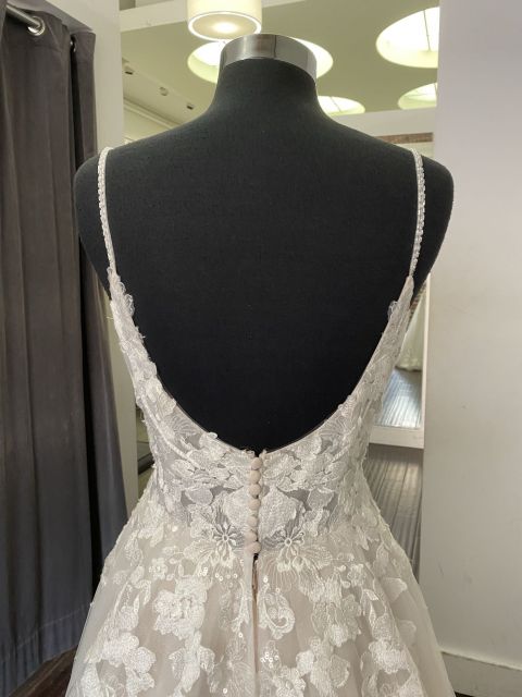 A Line Spaghetti Straps Wedding Dress With Lace Appliques