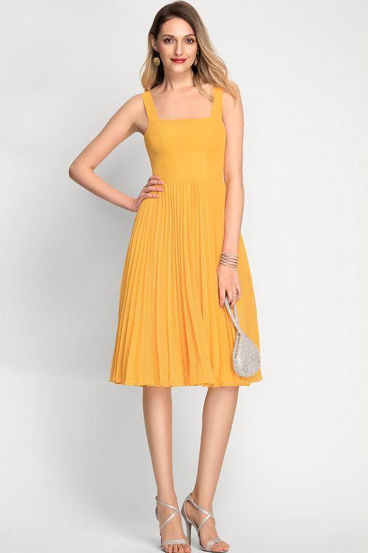 A-Line Square Neckline Cocktail Dress With Pleated Knee-Length Chiffon