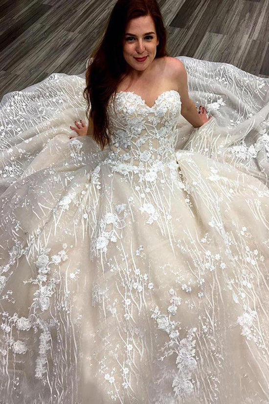 A Line Sweetheart Strapless Lace Wedding Dress