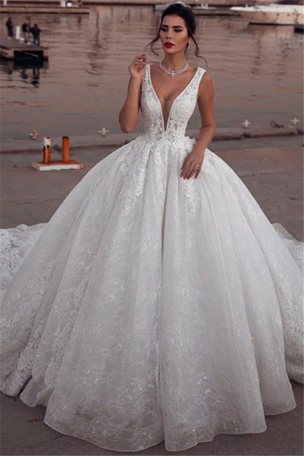 Glamorous Sleeveless V-Neck Wedding Dresses | Ball Gown Lace Sleeveless Bridal Gowns BC1995