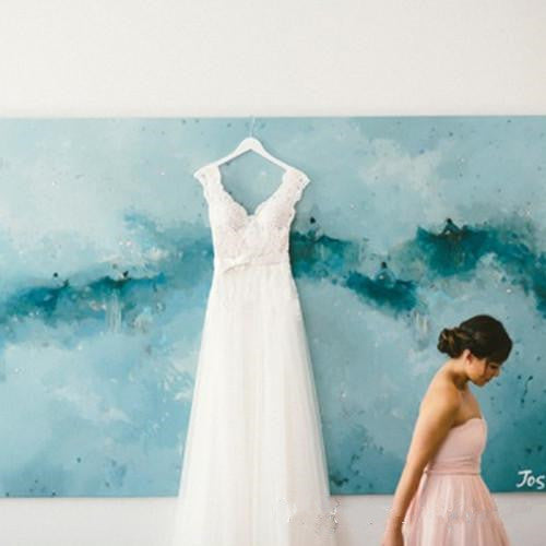 Romantic V-neck White Tulle Princess Wedding Dress Lace Bowknot