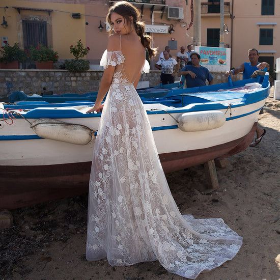 See Through Beach Wedding Dress Spaghetti Straps Lace Bridal Dress