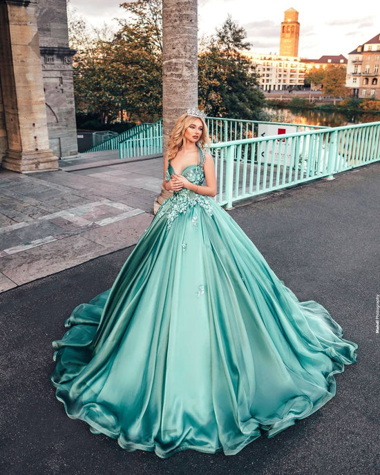 Stunning Halter Mint Green Satin Aline Evening Party Dress with 3D Floral Appliques
