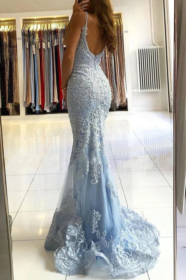 Stunning Mermaid Lace Appliqued Prom Dress With Beading 
