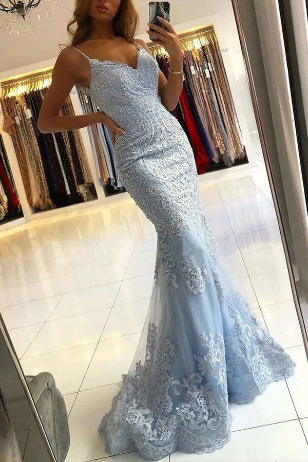 Stunning Mermaid Lace Appliqued Prom Dress With Beading 