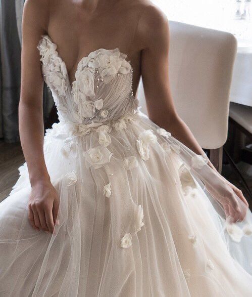 Sweetheart Beaded Tulle Wedding Dress Floral Bridal Gown
